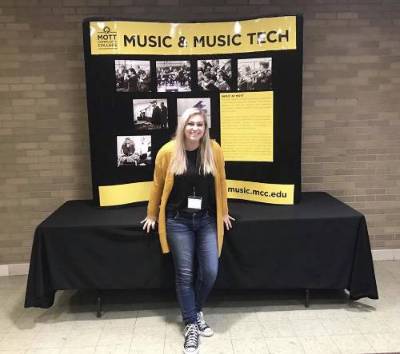 display board with music student